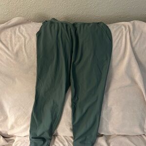 Old Navy Active High-Rise Leggings in Olive